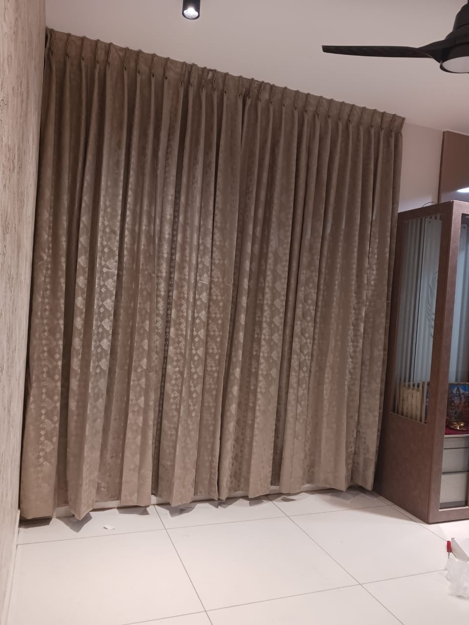 Floor-to-ceiling curtains in a spacious Indian living room — HappyLoom project